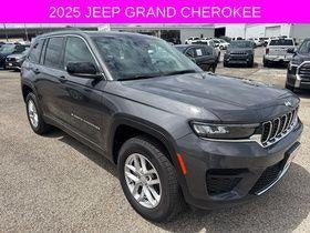 2025 Jeep Grand Cherokee Laredo 4x2