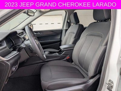 2023 Jeep Grand Cherokee L Laredo 4x4
