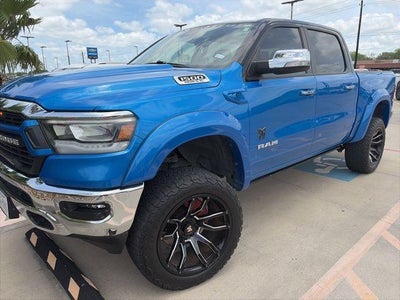 2022 RAM 1500 Laramie 4x4 Crew Cab 5'7" Box