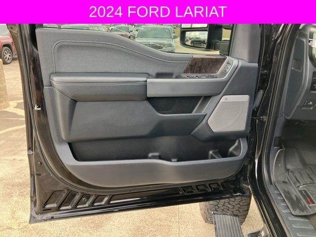 2024 Ford Super Duty F-250 SRW LARIAT 4WD Crew Cab 6.75' Box
