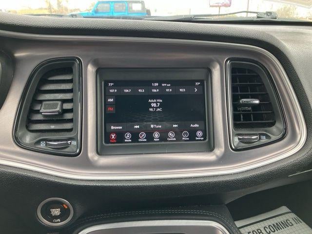 2021 Dodge Challenger SXT RWD