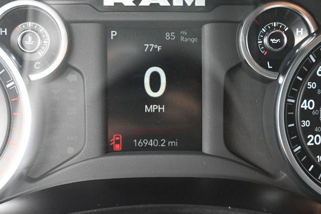 2024 RAM 3500 Tradesman 4x4 Crew Cab 8' Box