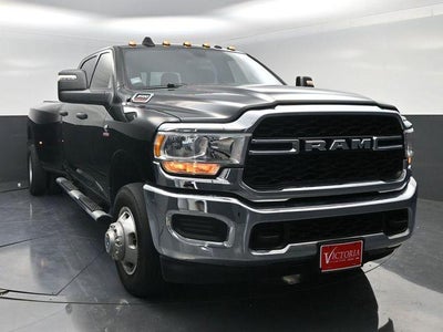 2024 RAM 3500 Tradesman 4x4 Crew Cab 8' Box