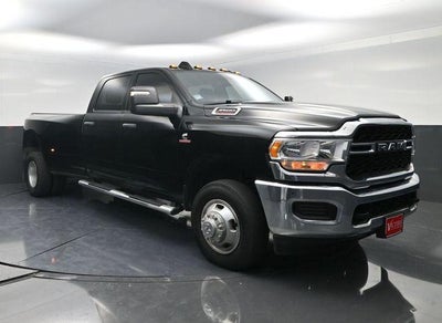 2024 RAM 3500 Tradesman 4x4 Crew Cab 8' Box
