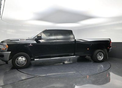 2024 RAM 3500 Tradesman 4x4 Crew Cab 8' Box