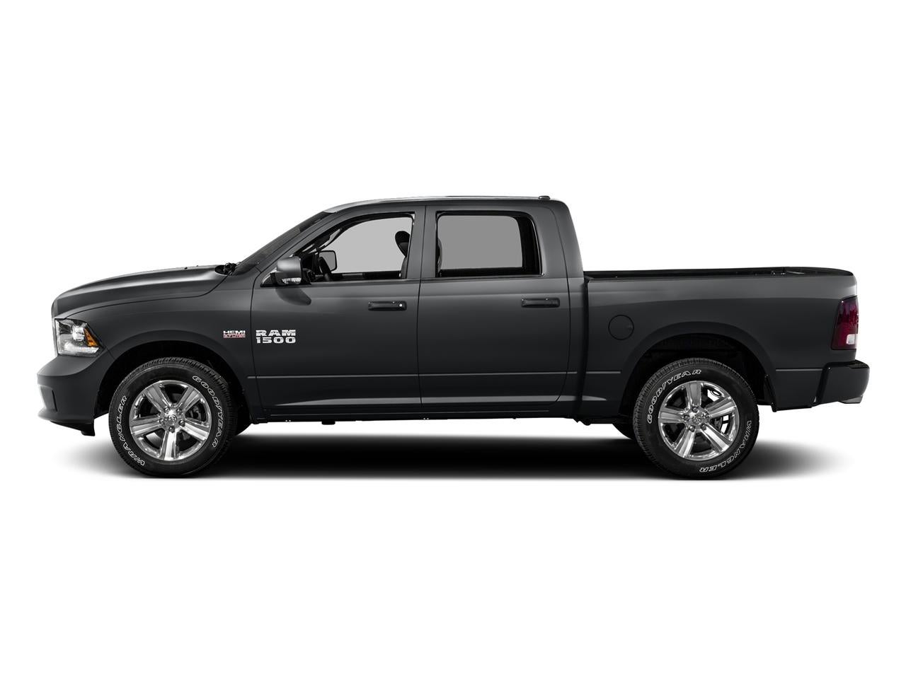2016 RAM 1500 2WD Crew Cab 5.7 Ft Box Express