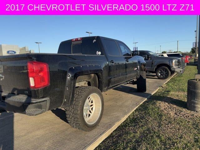 2017 Chevrolet Silverado 1500 Crew Cab Short Box 4-Wheel Drive LTZ Z71