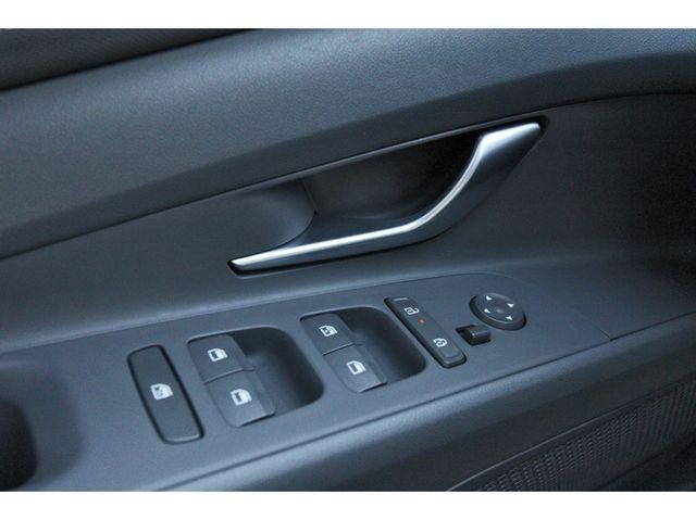 2025 Hyundai ELANTRA SEL Convenience IVT