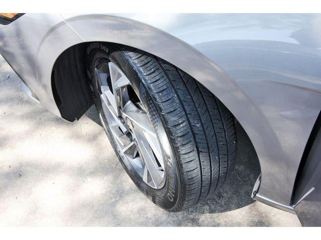 2025 Hyundai ELANTRA SEL Convenience IVT