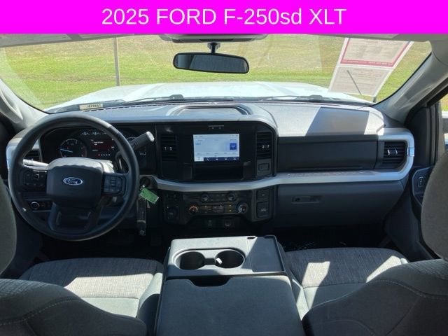 2025 Ford Super Duty F-250 SRW XL