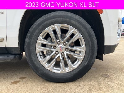 2023 GMC Yukon XL SLT