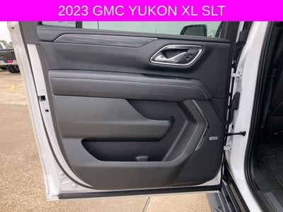2023 GMC Yukon XL SLT