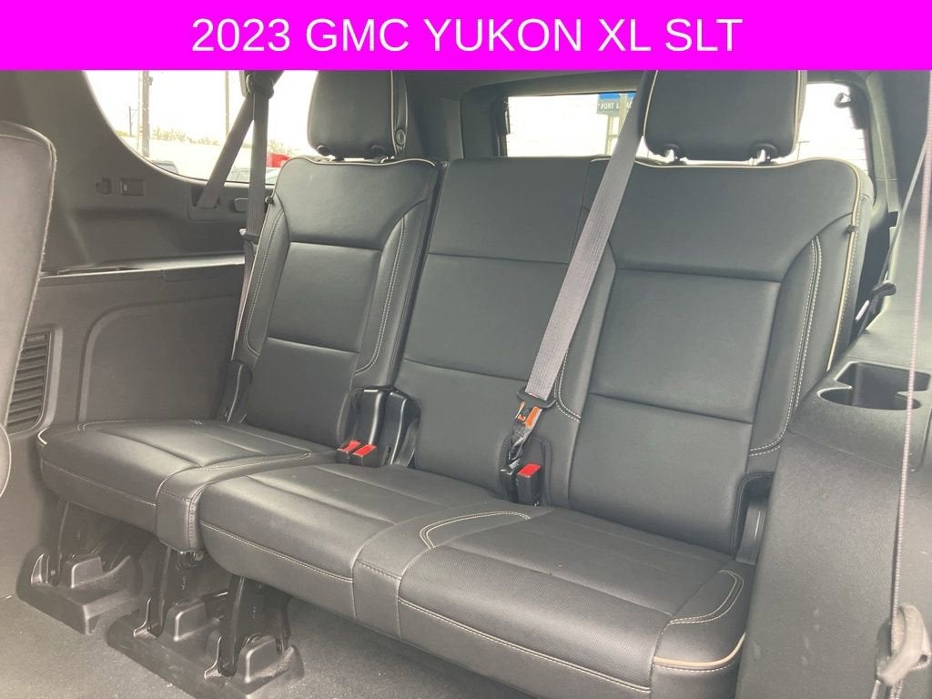 2023 GMC Yukon XL SLT