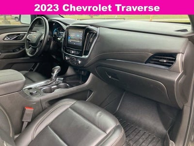 2023 Chevrolet Traverse LT Leather