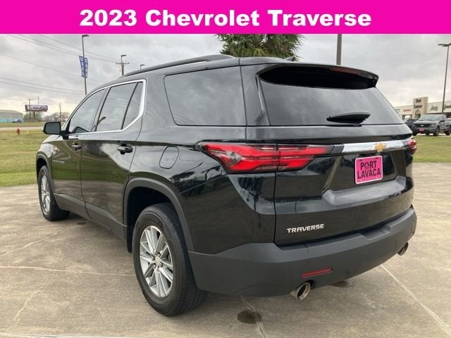2023 Chevrolet Traverse LT Leather