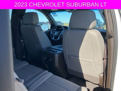 2023 Chevrolet Suburban LT