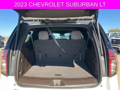 2023 Chevrolet Suburban LT