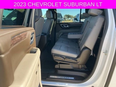 2023 Chevrolet Suburban LT