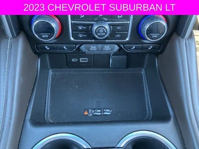 2023 Chevrolet Suburban LT