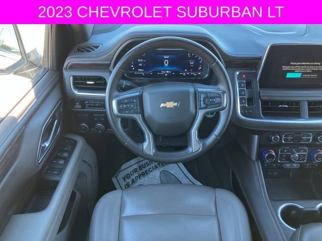 2023 Chevrolet Suburban LT