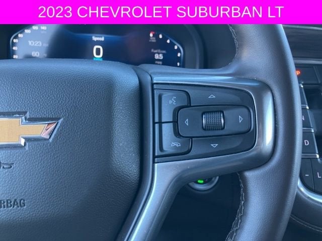 2023 Chevrolet Suburban LT