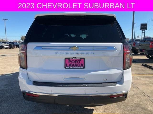 2023 Chevrolet Suburban LT