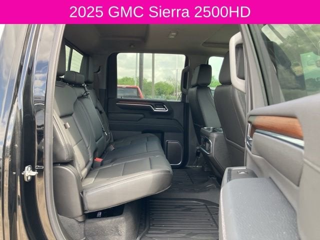 2025 GMC Sierra 2500 HD Denali