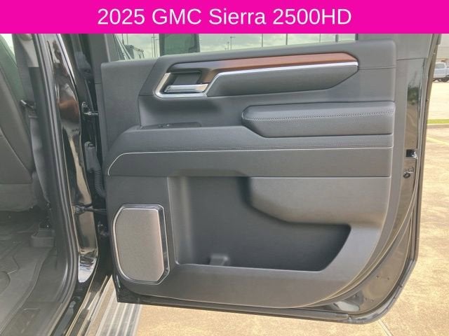 2025 GMC Sierra 2500 HD Denali