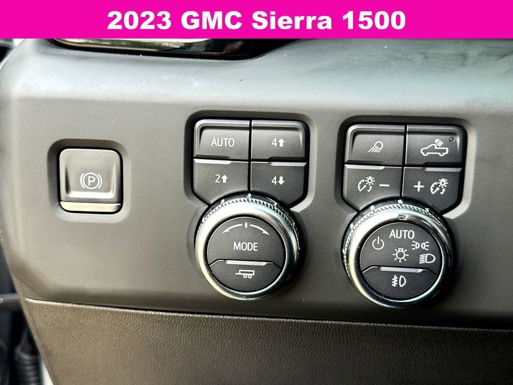 2023 GMC Sierra 1500 AT4