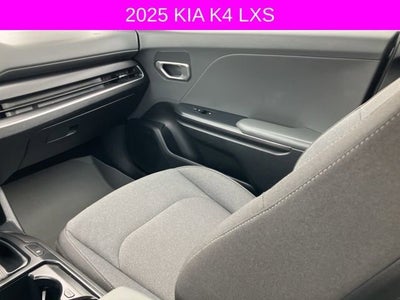 2025 Kia K4 LXS