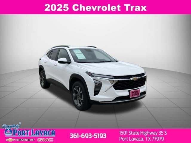 2025 Chevrolet Trax LT's photo