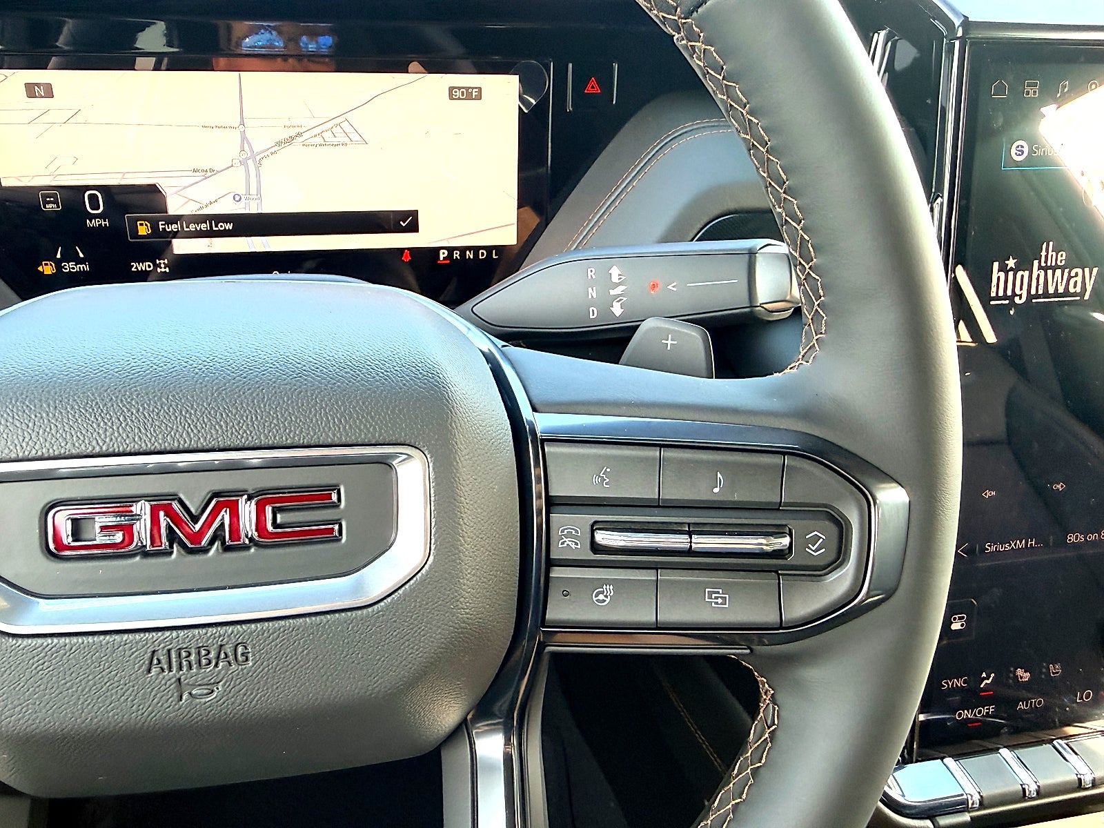 2026 GMC Yukon AT4 - Photo 37