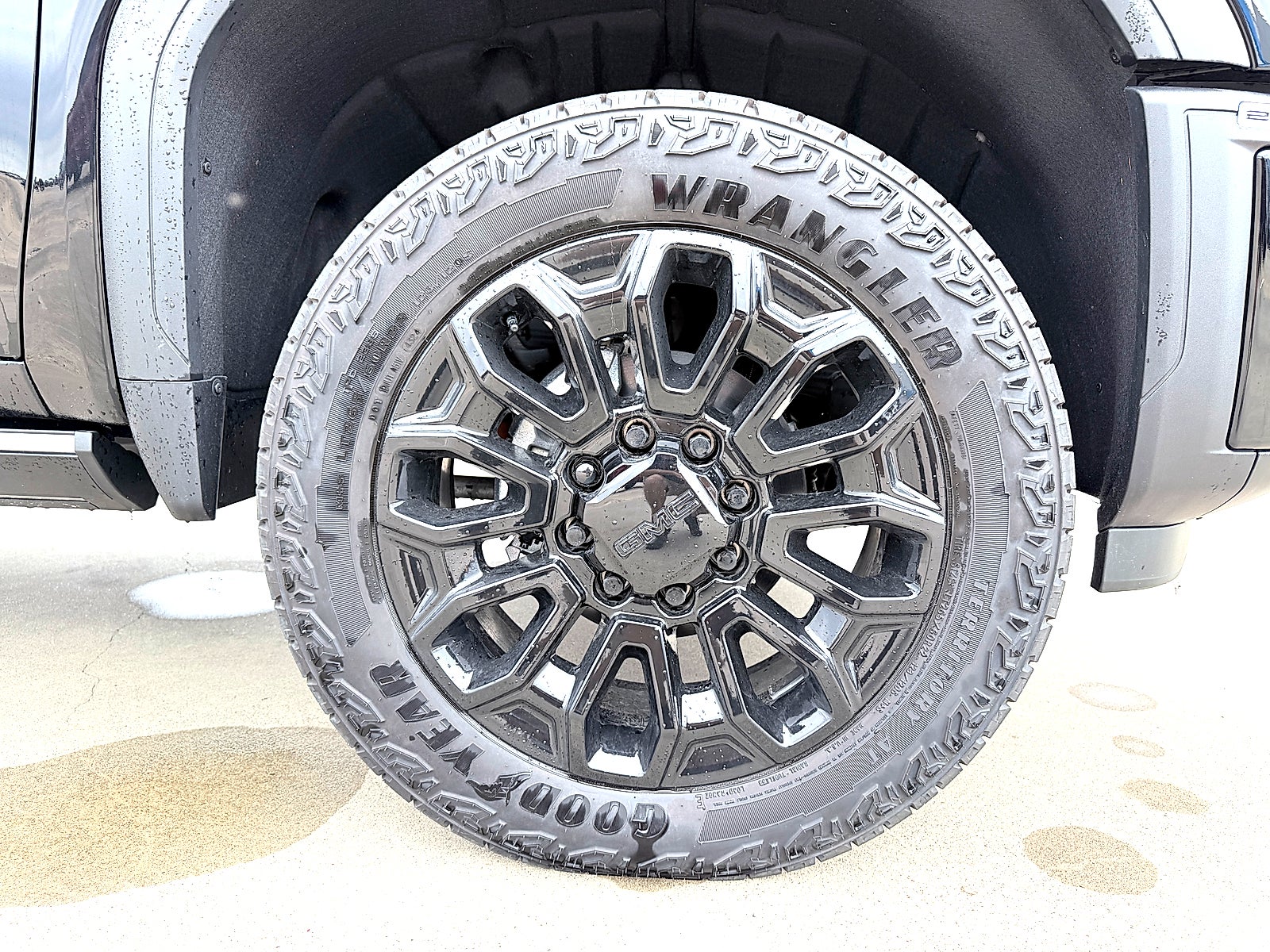2025 GMC Sierra 2500 HD Denali