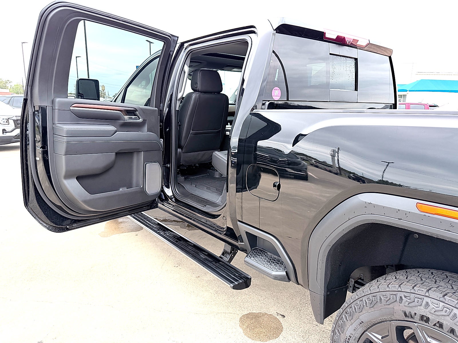 2025 GMC Sierra 2500 HD Denali