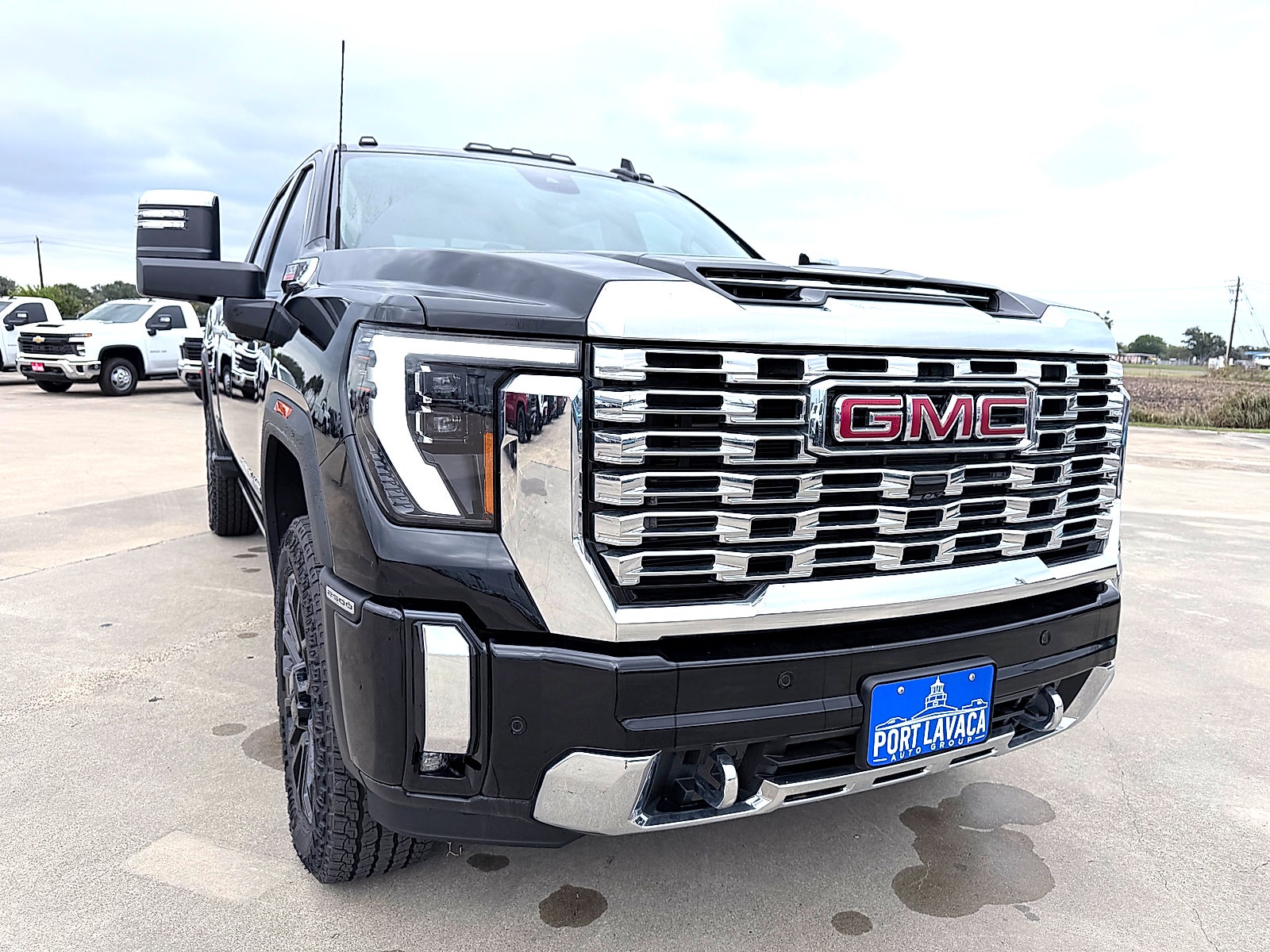 2025 GMC Sierra 2500 HD Denali