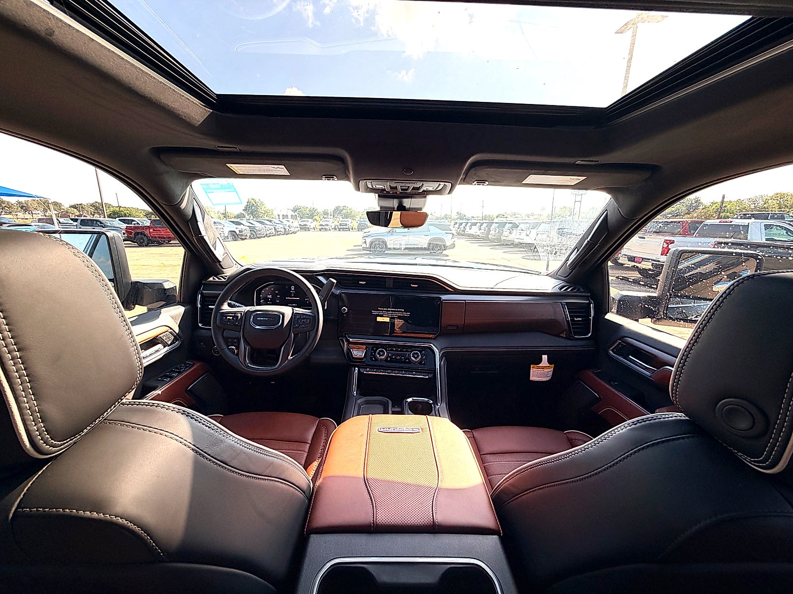 2026 GMC Sierra 3500HD Denali Ultimate - Photo 22