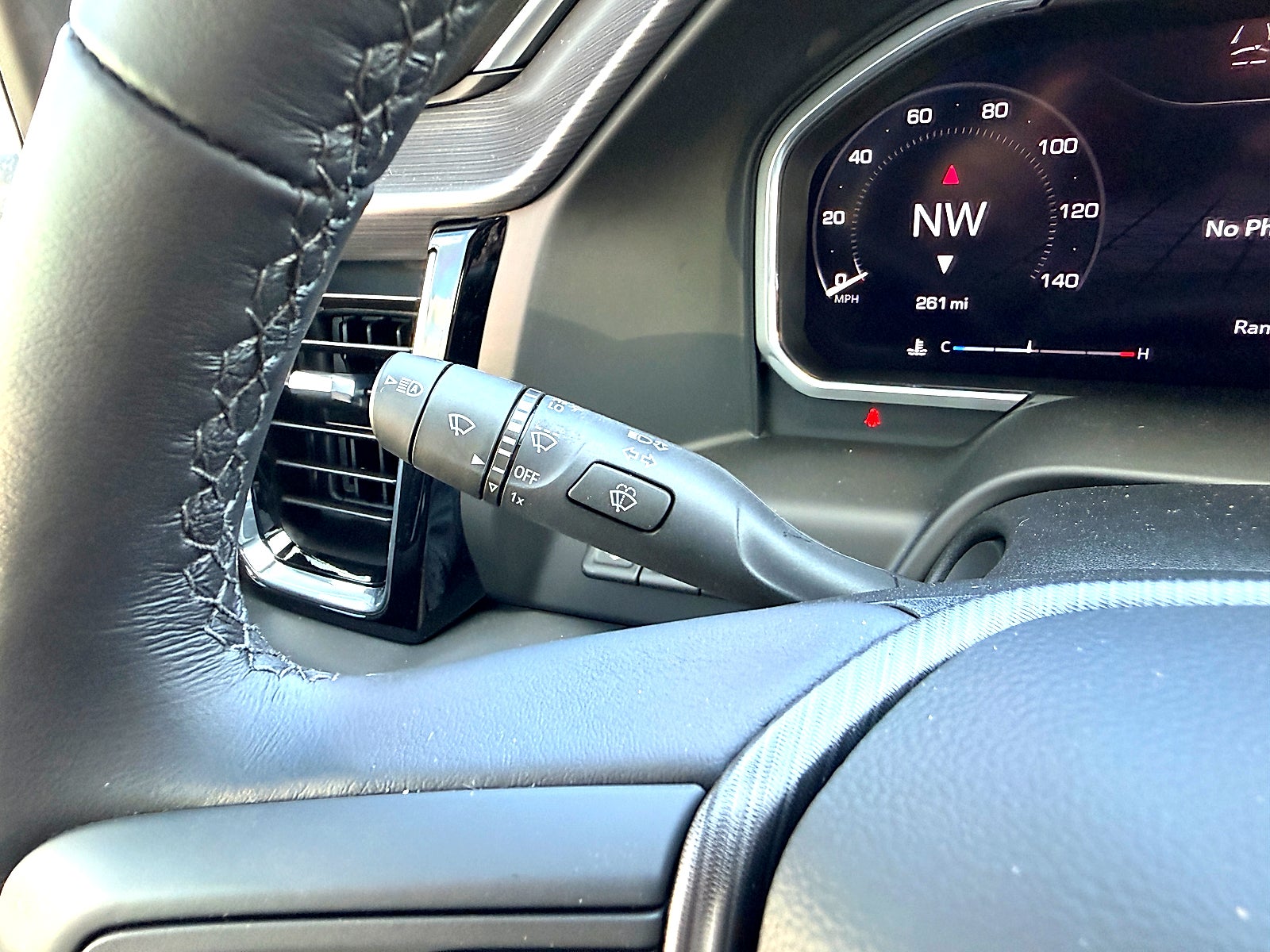 2026 GMC Sierra 3500HD Denali Ultimate - Photo 38