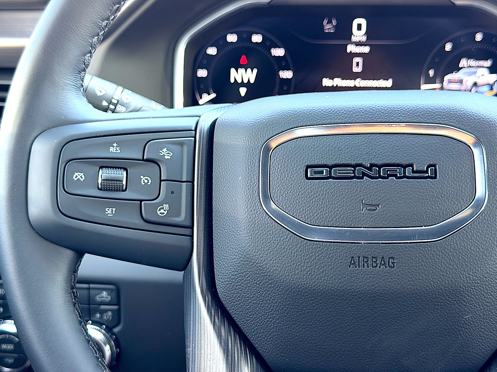 2026 GMC Sierra 3500HD Denali Ultimate - Photo 40