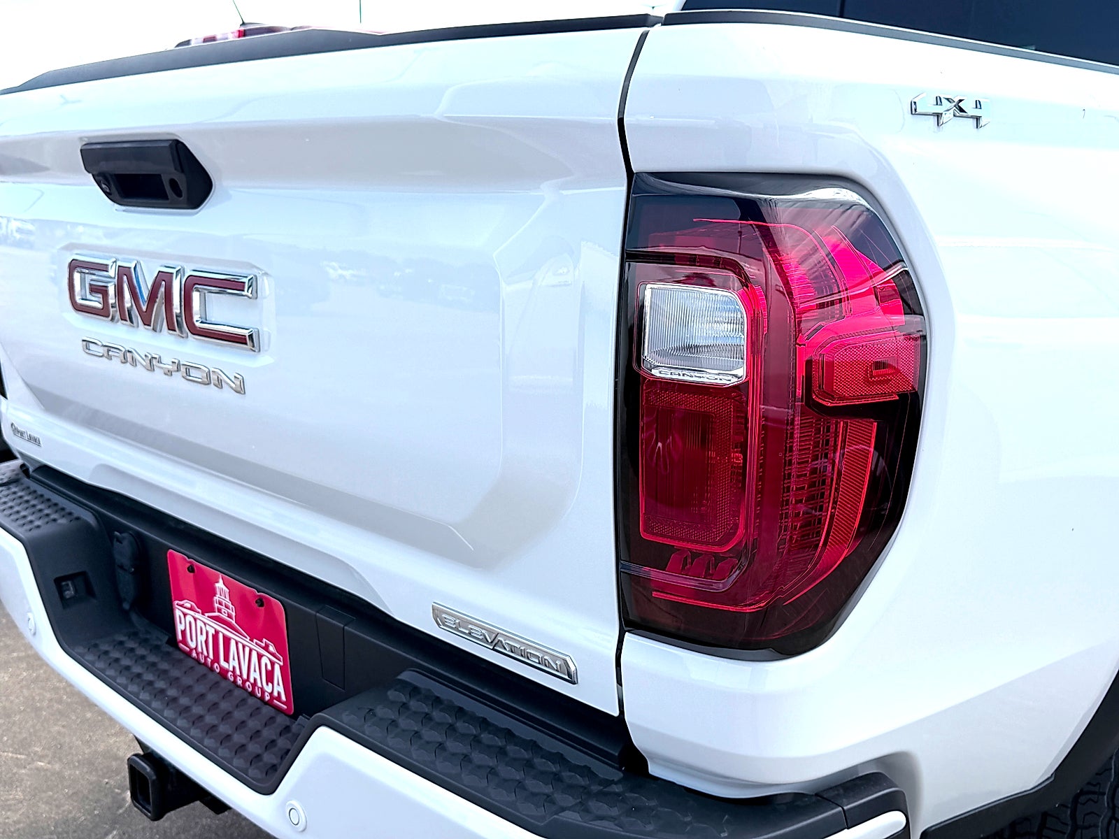 2025 GMC Canyon Elevation