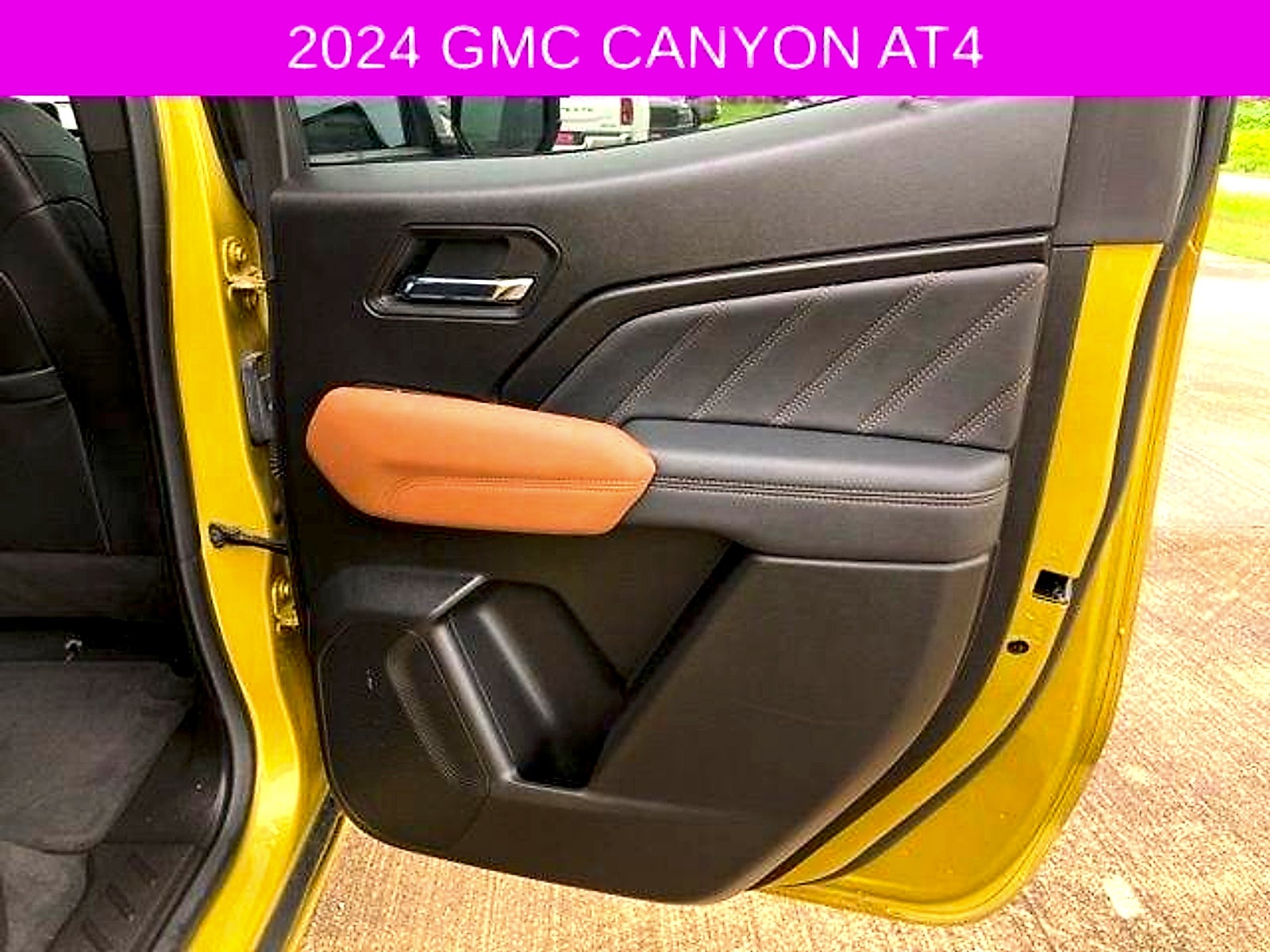 2024 GMC Canyon AT4