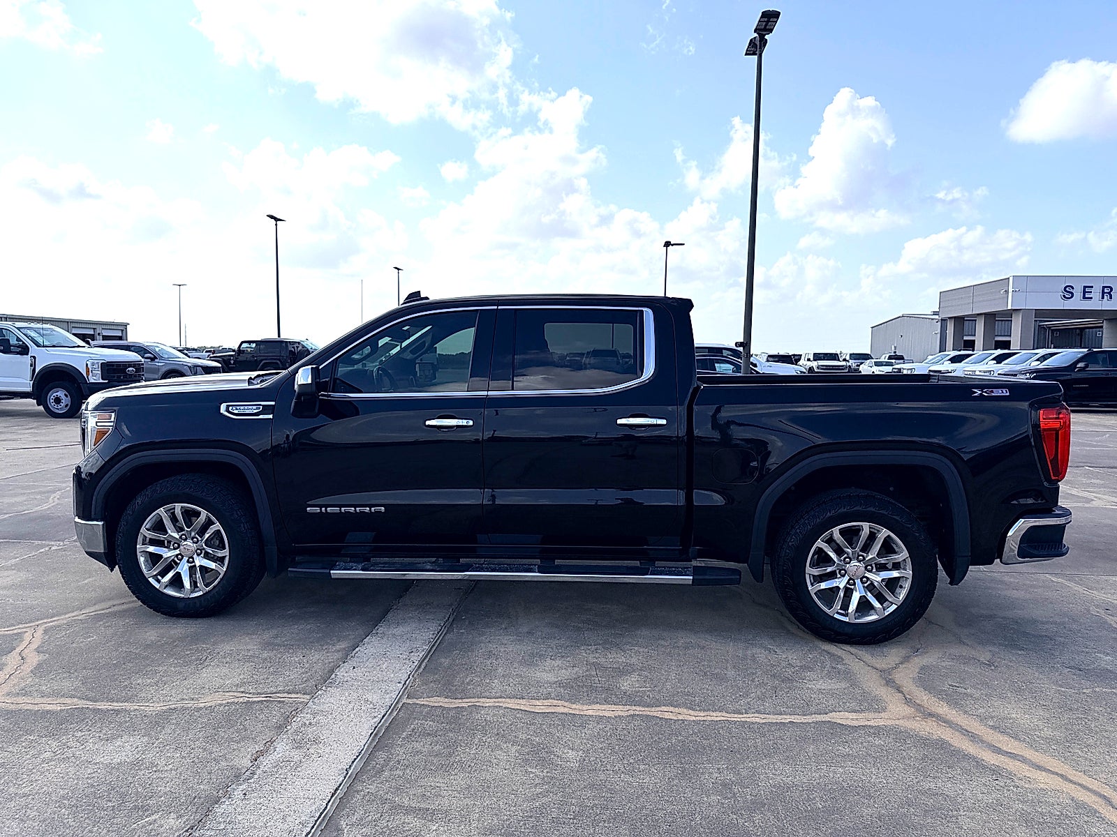 2021 GMC Sierra 1500 SLT