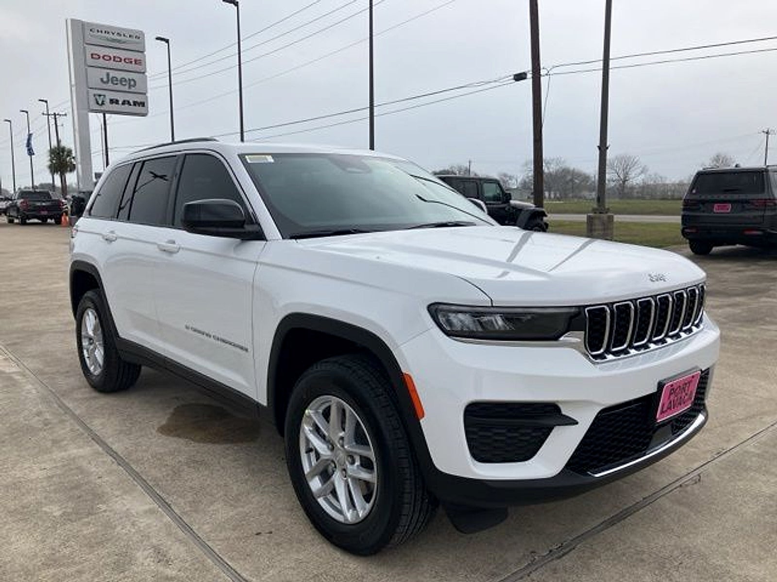2026 Jeep Grand Cherokee Laredo X 4x2