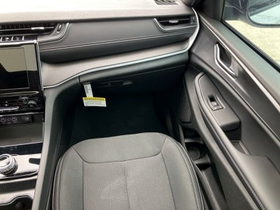 2026 Jeep Grand Cherokee Laredo X 4x2