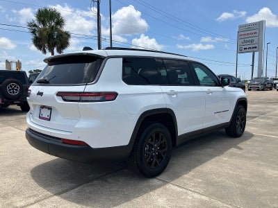 2026 Jeep Grand Cherokee L Altitude 4x4
