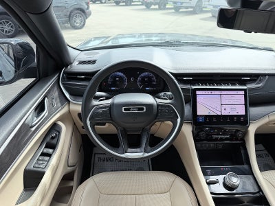 2023 Jeep Grand Cherokee L Limited 4x4