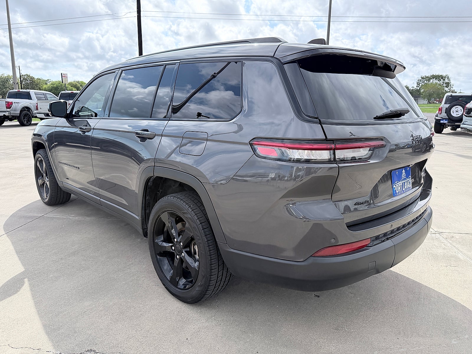 2023 Jeep Grand Cherokee L Limited 4x4