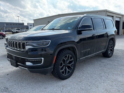 2022 Jeep Wagoneer Series III 4x4
