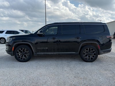 2022 Jeep Wagoneer Series III 4x4