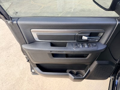 2023 RAM 1500 Classic Warlock Quad Cab 4x2 6'4" Box