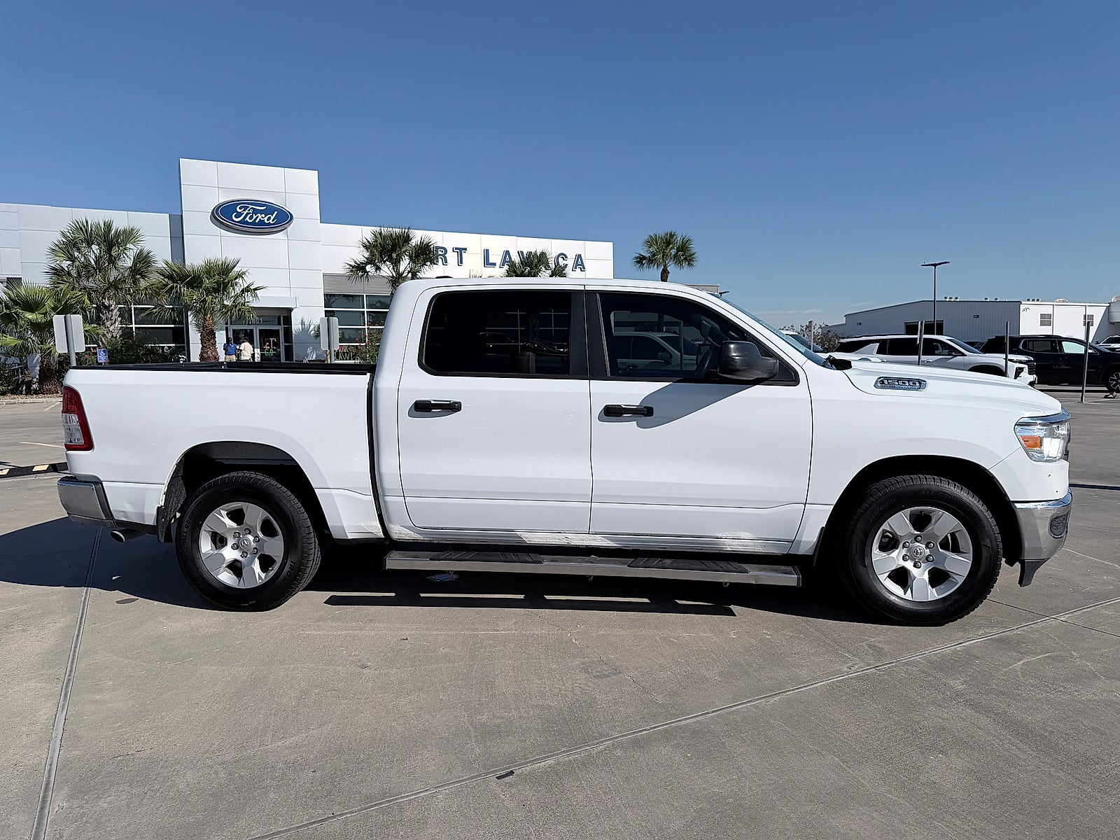 2023 RAM 1500 Tradesman Crew Cab 4x2 5'7" Box